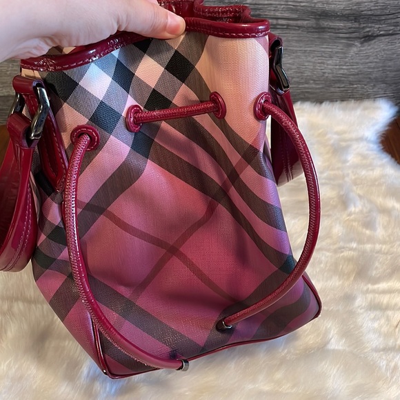 Burberry Raspberry Gradient Supernova Check Bilmore Tote LIMITED EDITION - Picture 5 of 15